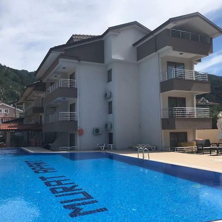 איסמלר Murat Apart Hotel מראה חיצוני תמונה